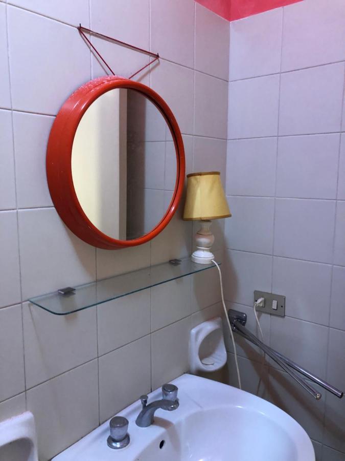 Hostel Beach House Giardini Naxos Esterno foto