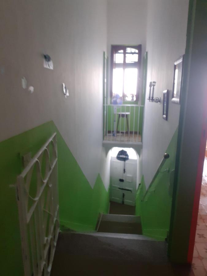 Hostel Beach House Giardini Naxos Esterno foto